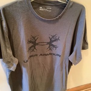 Men’s Under Armour T-shirt